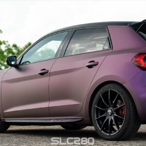 Folienprinz Futurewrap Audi A1 Matte Black Purple 2
